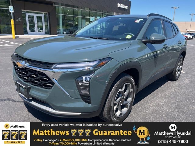 2025 Chevrolet Trax LT's photo