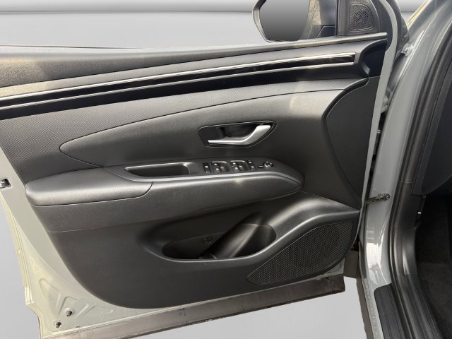 2024 Hyundai Tucson SE - Photo 11
