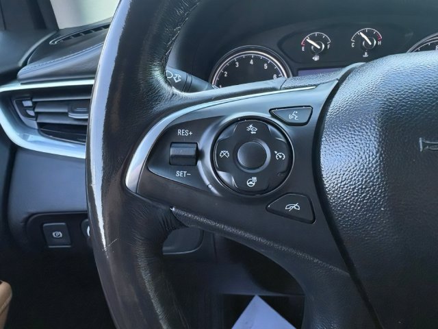 Additional photo of vehicle.