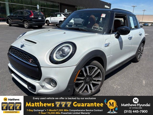 2021 MINI Hardtop Cooper S's photo