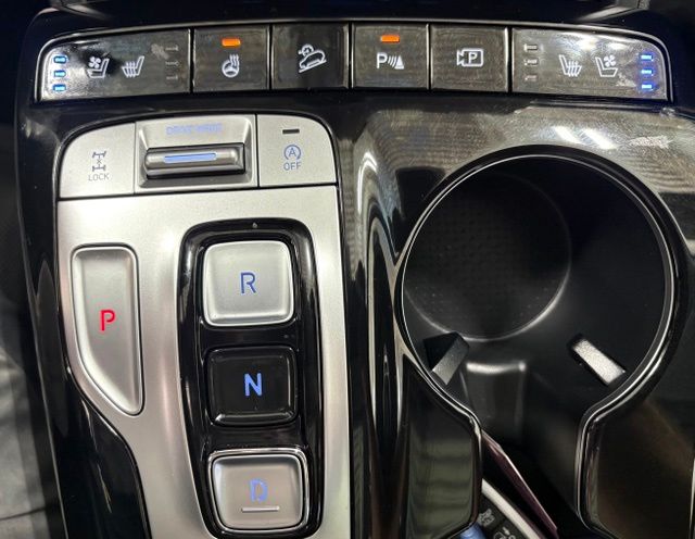 2023 Hyundai Tucson Limited - Photo 18