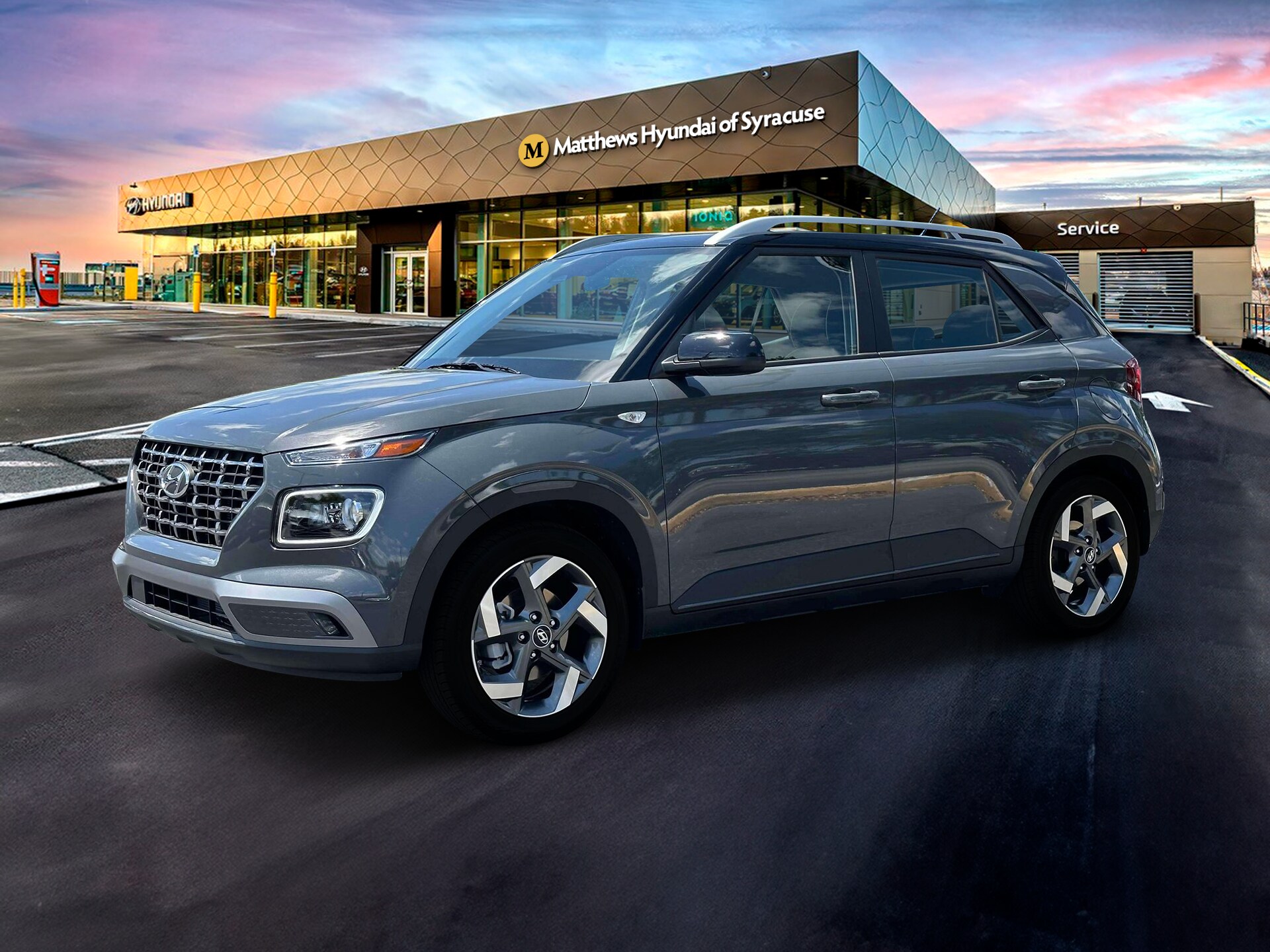 2025 Hyundai Venue Limited photo 2