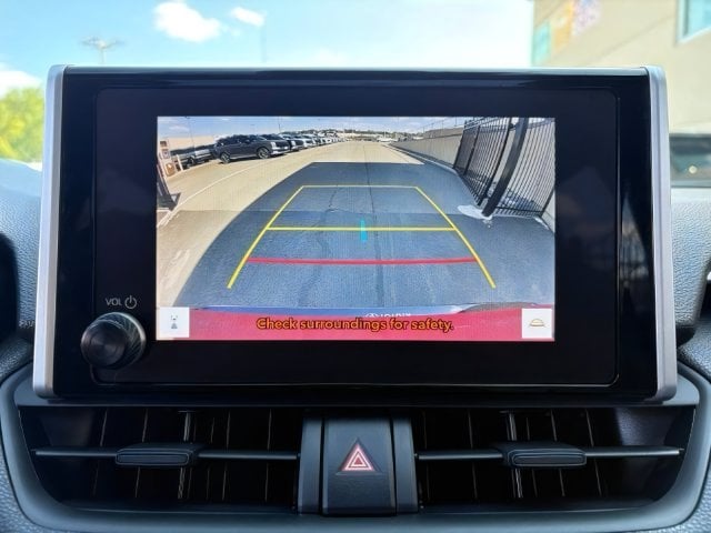2024 Toyota RAV4 SE - Photo 23
