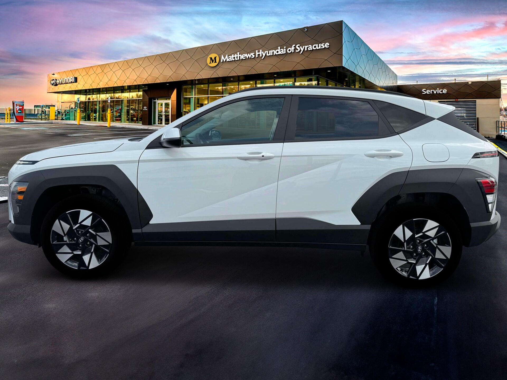 2025 Hyundai Kona SEL photo 3