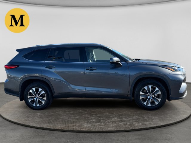 2021 Toyota Highlander XLE - Photo 6