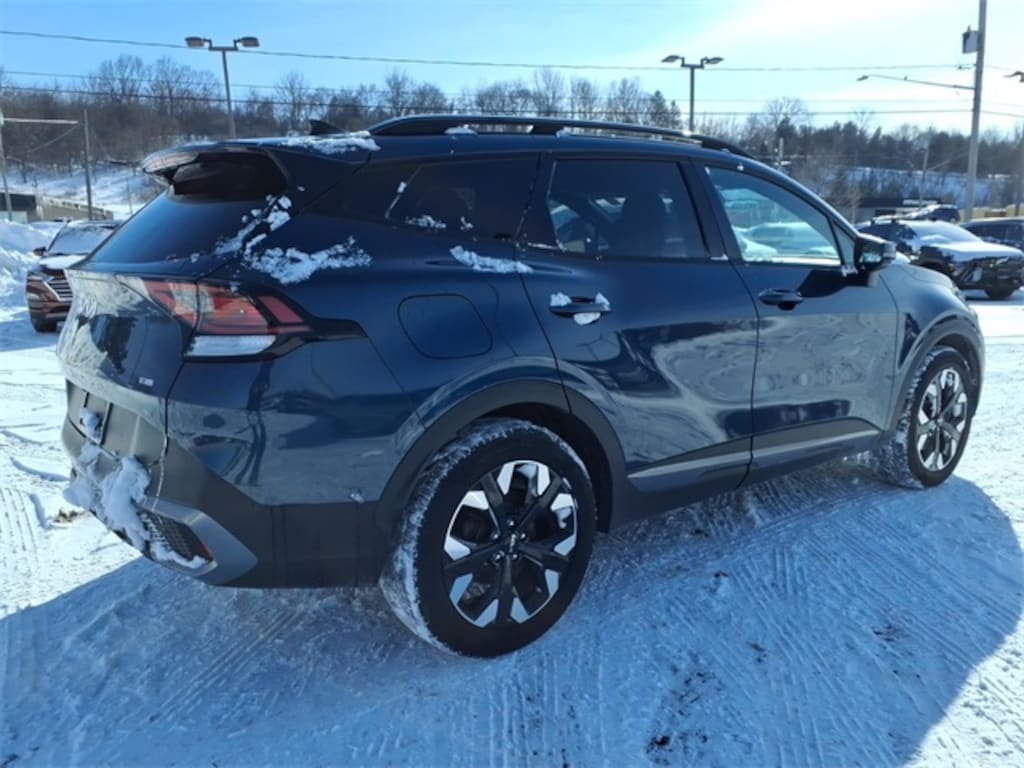 Used 2023 Kia Sportage Plug-In Hybrid X-Line SUV
