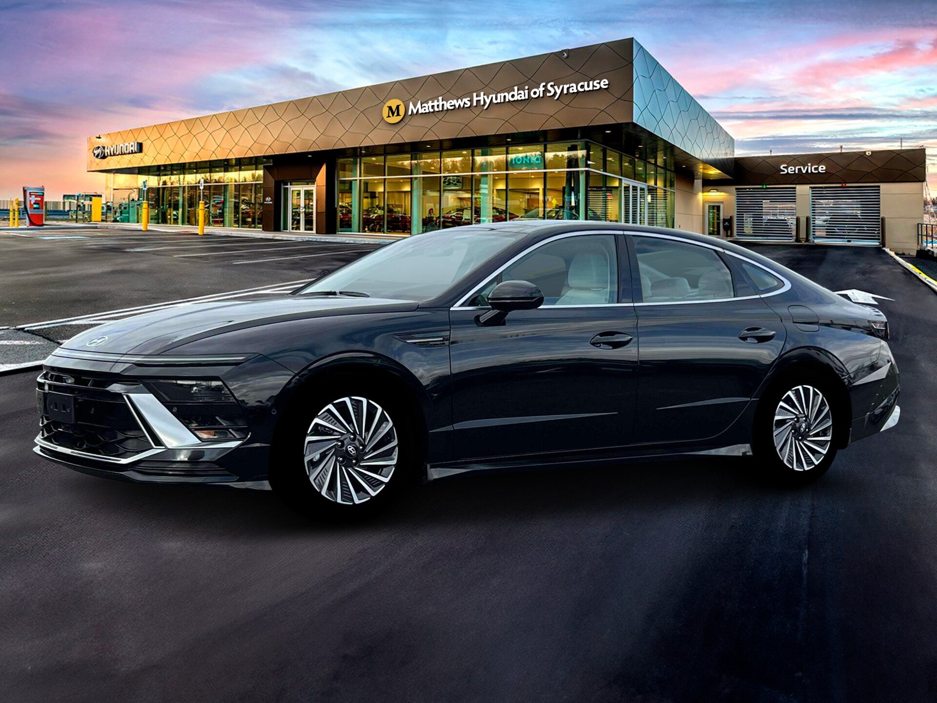 2025 Hyundai Sonata Hybrid Limited photo 2