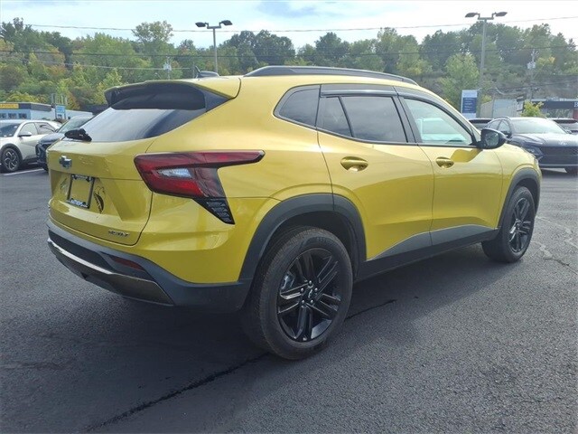 2025 Chevrolet Trax ACTIV photo 3
