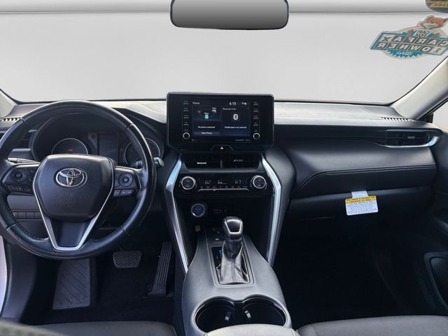 2021 Toyota Venza LE - Photo 17