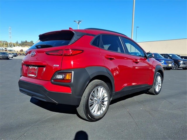 2021 Hyundai Kona SEL Plus photo 2