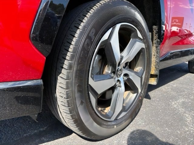 2024 Toyota RAV4 SE - Photo 31