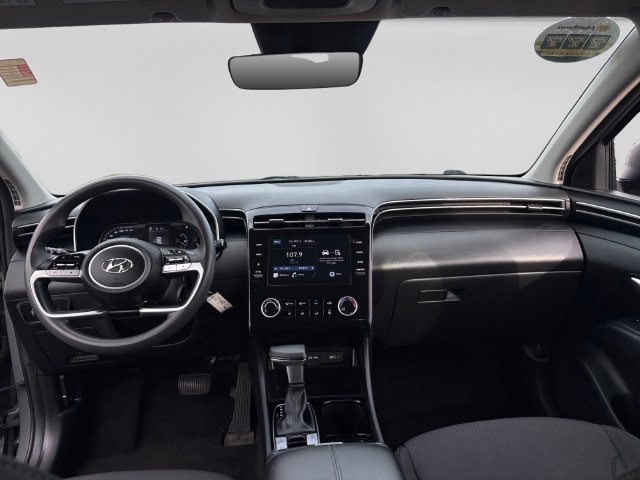 2024 Hyundai Tucson SE - Photo 17