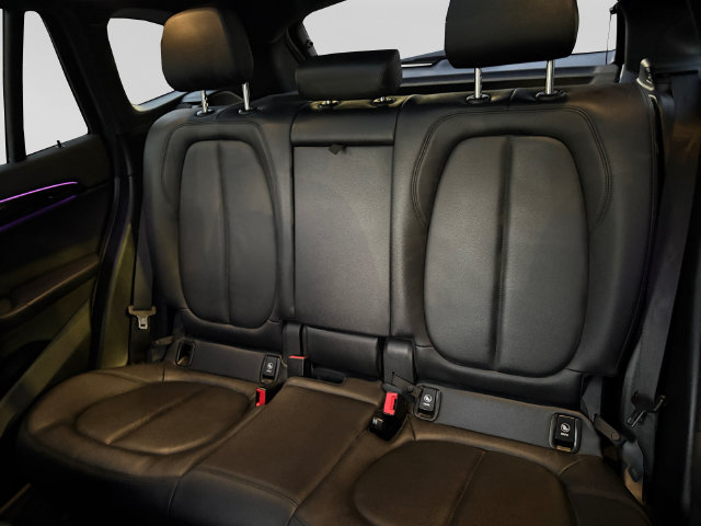 2020 BMW X1 28i - Photo 18