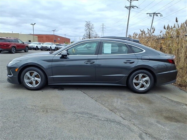 2023 Hyundai Sonata SE photo 4