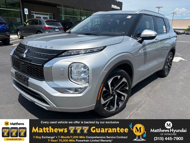 2022 Mitsubishi Outlander SEL Special Edition S-AWC's photo