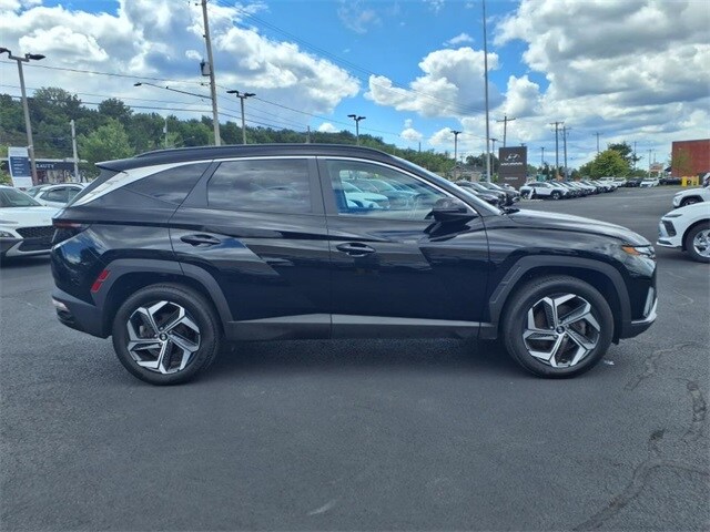 2022 Hyundai Tucson SEL Convenience photo 2