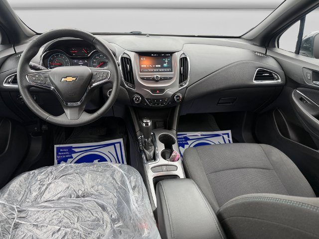 2018 Chevrolet Cruze LT - Photo 17