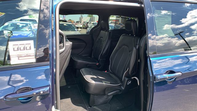 2023 Chrysler Pacifica Limited - Photo 18