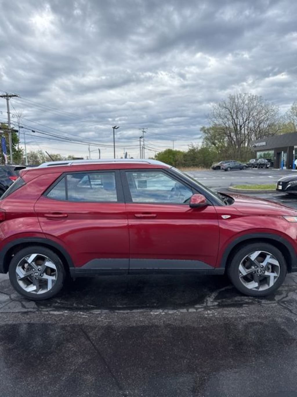 Used 2025 Hyundai Venue Limited SUV