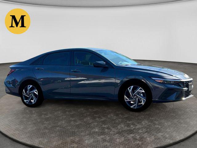 2025 Hyundai Elantra SEL - Photo 10