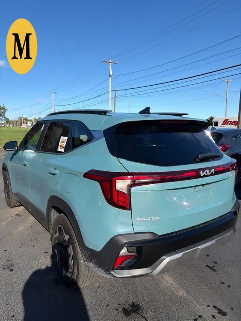 2024 Kia Seltos EX - Photo 9