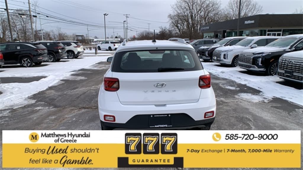 Used 2025 Hyundai Venue SEL SUV