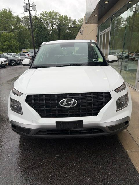 2023 Hyundai Venue SE - Photo 8