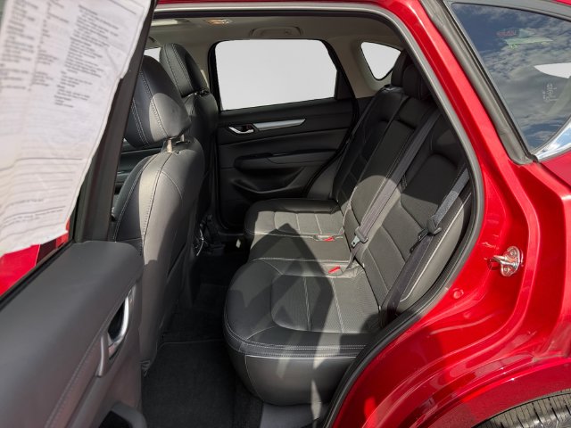 2024 Mazda CX-5 S Preferred package - Photo 18