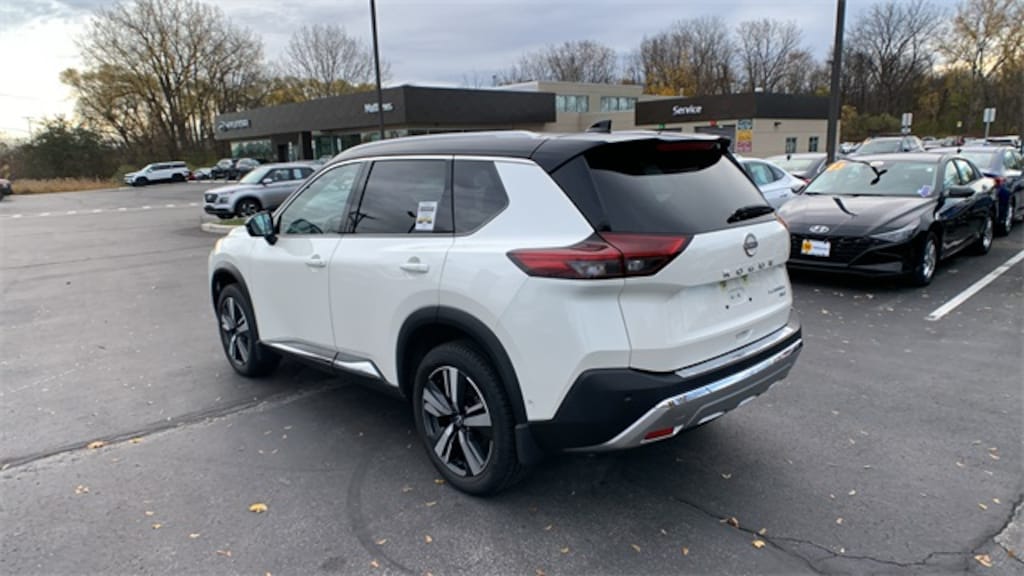 Used 2023 Nissan Rogue Platinum SUV