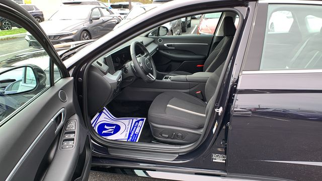 2026 Hyundai Sonata SEL - Photo 9