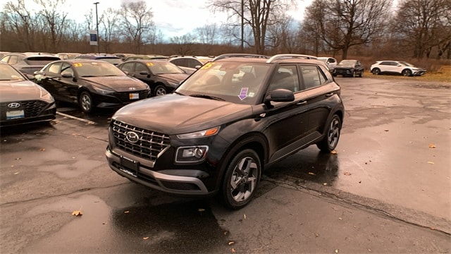 2025 Hyundai Venue SEL