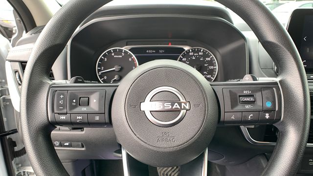 2024 Nissan Rogue SV - Photo 15