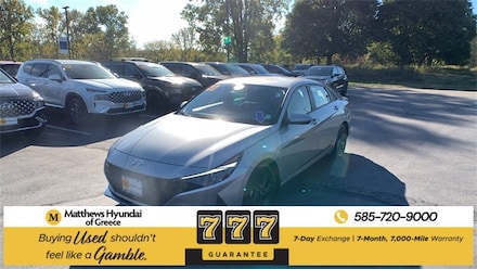 2022 Hyundai Elantra SEL Sedan