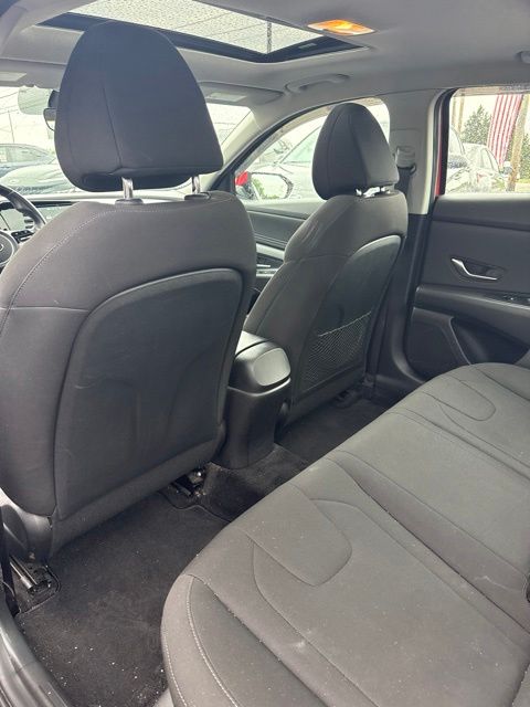 2021 Hyundai Elantra SEL - Photo 13