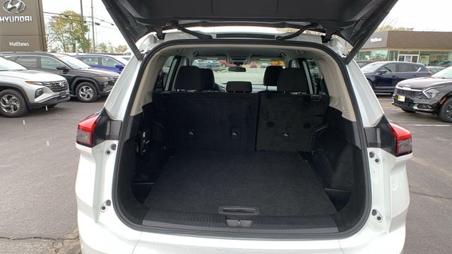 2024 Nissan Rogue SV - Photo 22