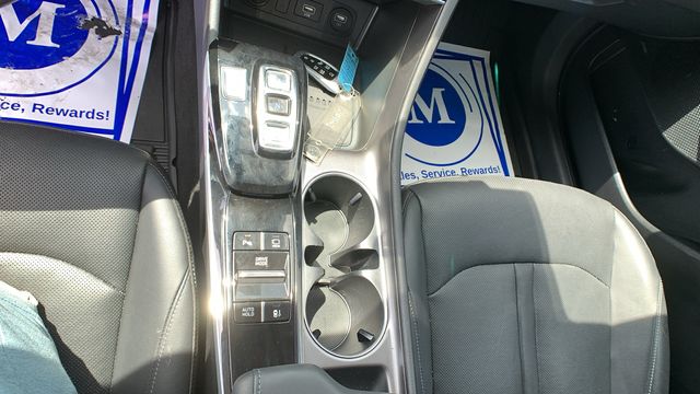 2023 Hyundai Sonata Limited - Photo 14