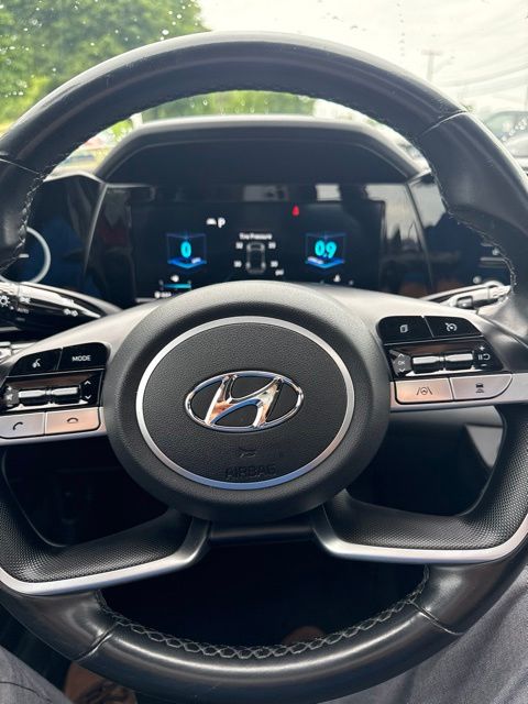 2021 Hyundai Elantra SEL - Photo 4