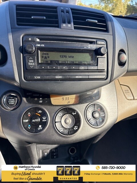 2012 Toyota RAV4 Limited photo 4