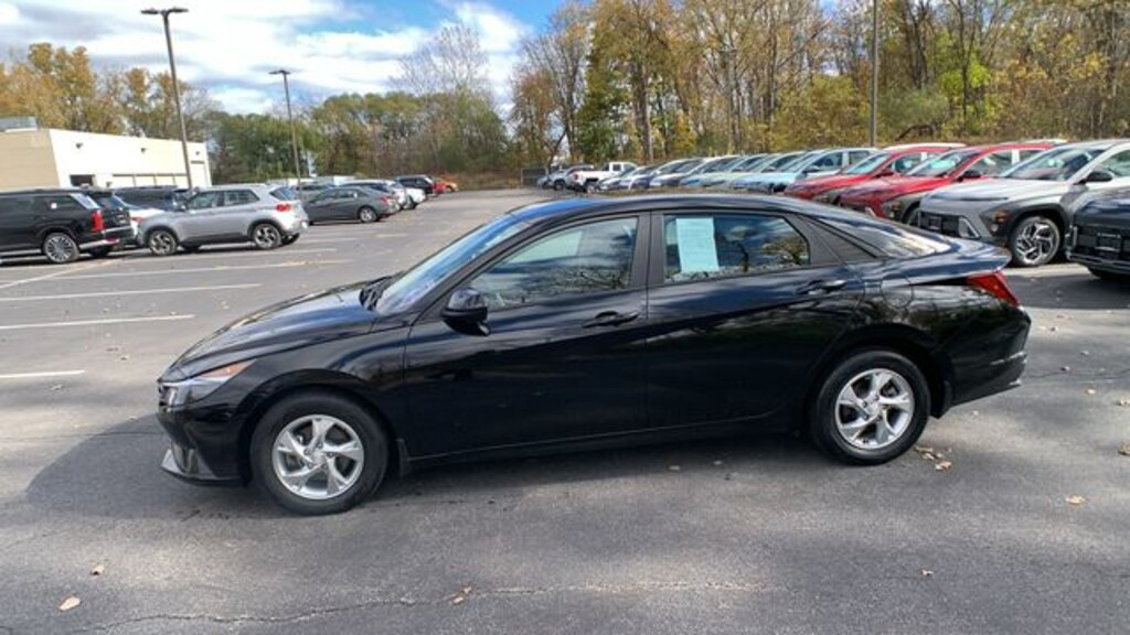 Certified 2023 Hyundai Elantra SE Sedan