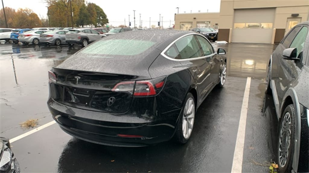 Used 2018 Tesla Model 3 Long Range Sedan
