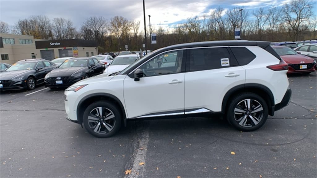 Used 2023 Nissan Rogue Platinum SUV