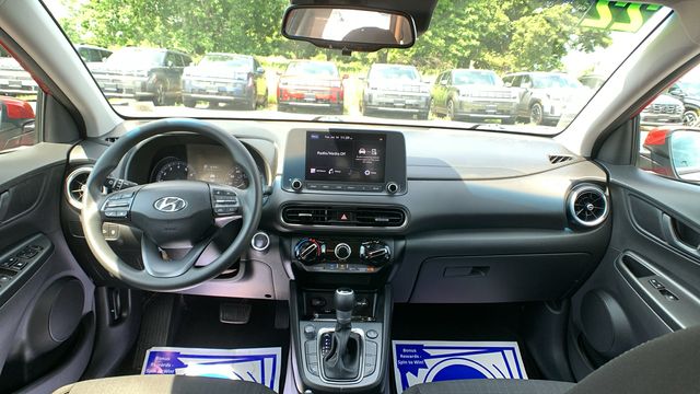 2022 Hyundai Kona SEL - Photo 20