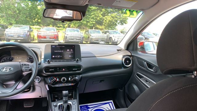 2022 Hyundai Kona SEL - Photo 22