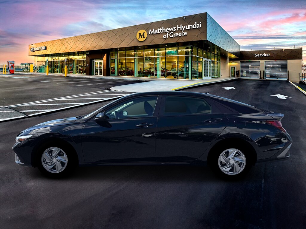 New 2026 Hyundai Elantra SE Sedan
