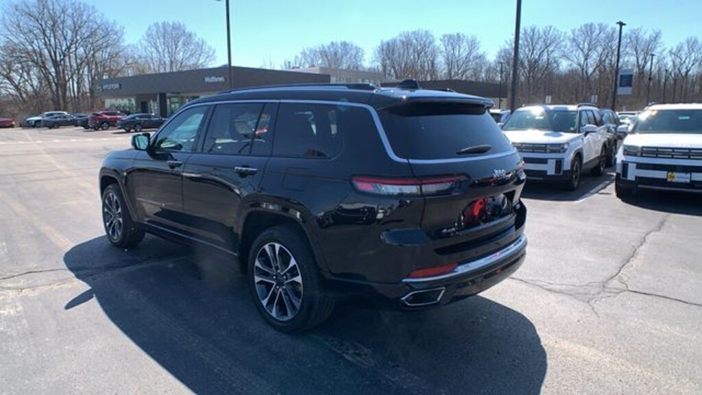 Used 2023 Jeep Grand Cherokee L Overland SUV