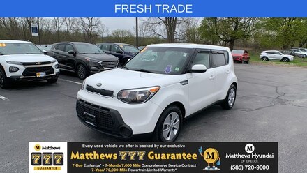 2016 Kia Soul Base FWD Hatchback