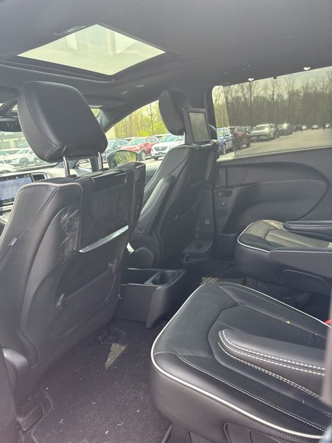 2023 Chrysler Pacifica Limited - Photo 13