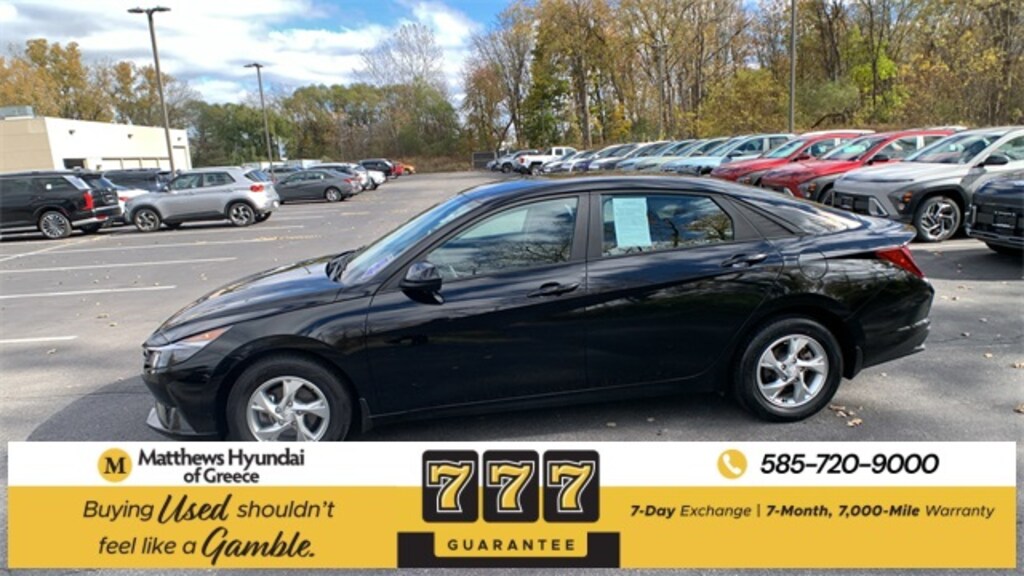 Used 2023 Hyundai Elantra SE Sedan