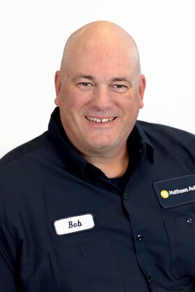 Staff member Bob Hanson from ID_43c06bfbf474