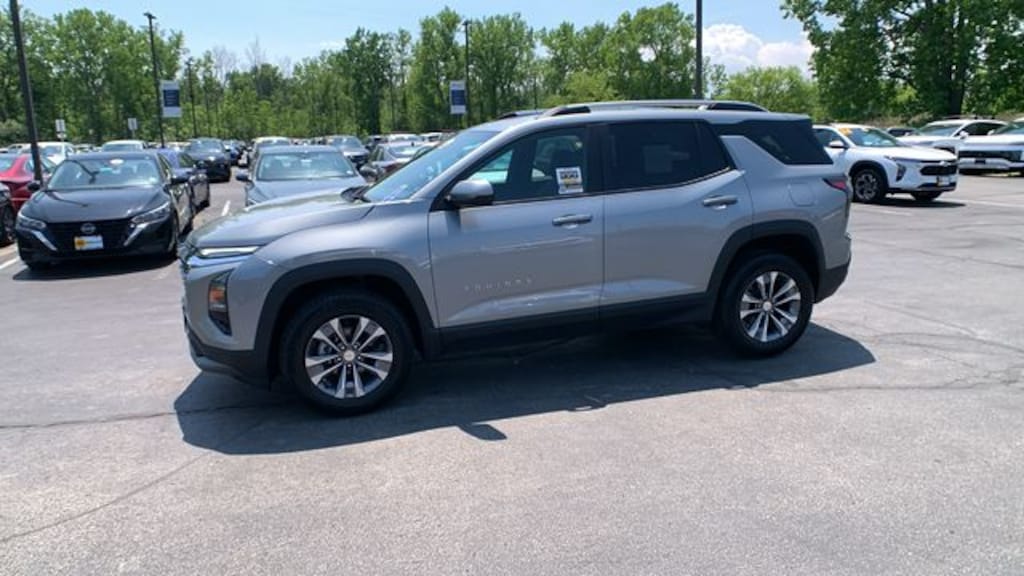 Used 2025 Chevrolet Equinox LT SUV